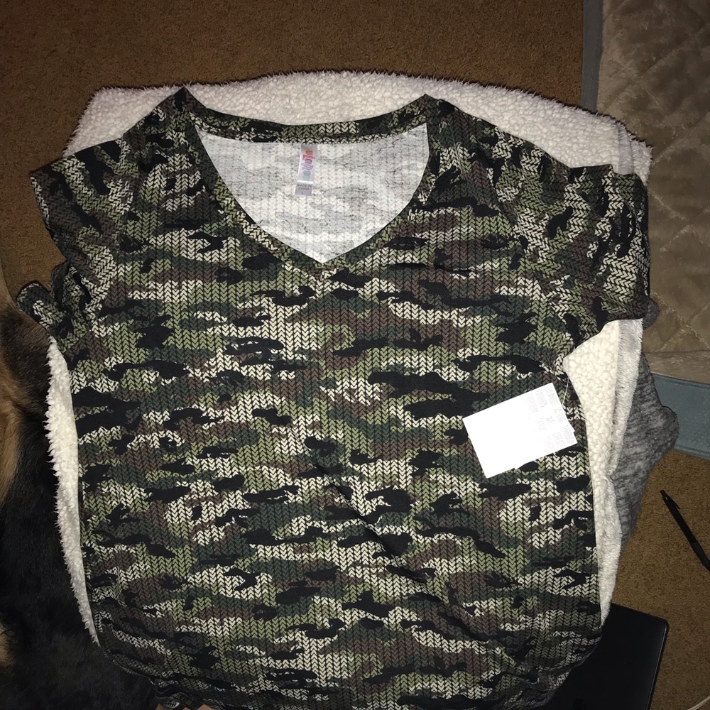 Lularoe camo Christy T